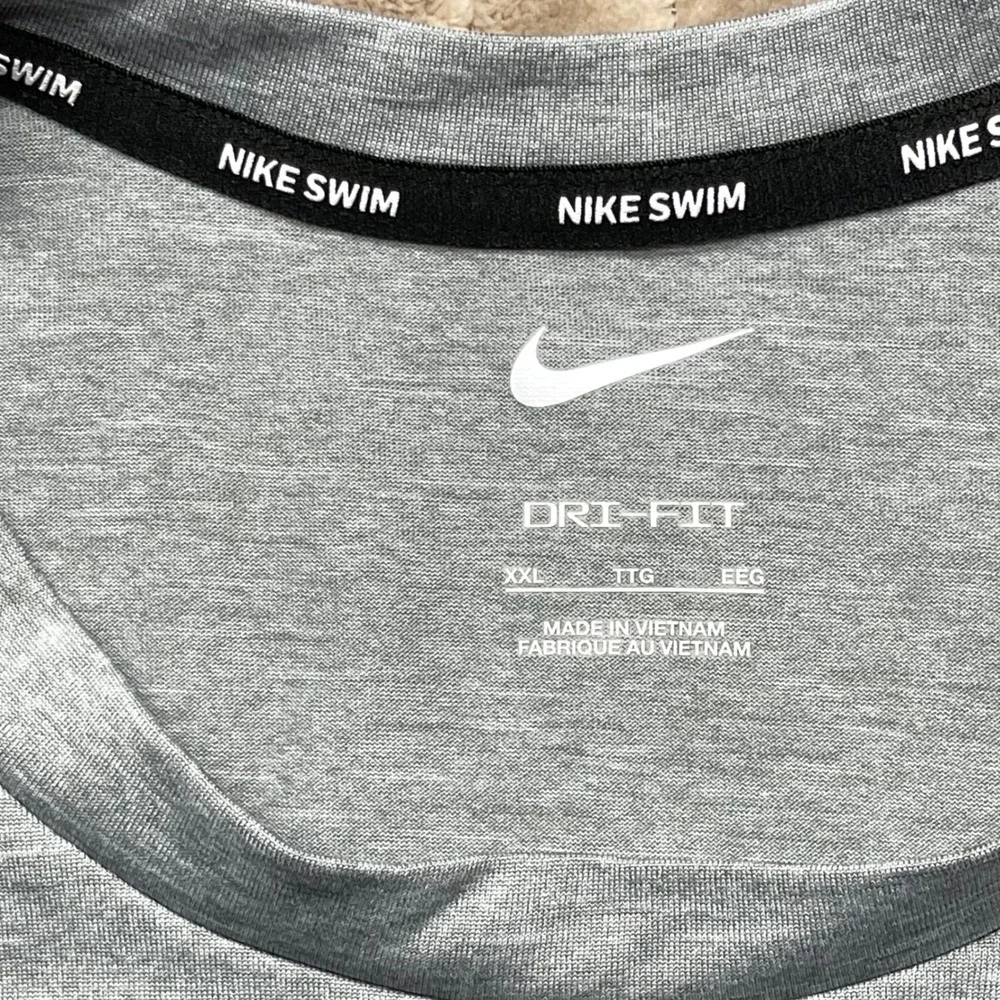 Nike‎ Swim Dri-FIT Rash Guard Mens XXL Heather Grey UPF 40+ NESSA589 090 Shirt